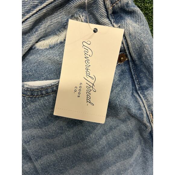 Universal Thread Mid-Rise 90s Baggy jeans in a blue wash size 6 - Picture 3 of 6